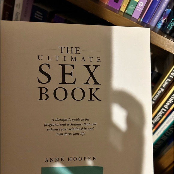 Assorted Books - Picture 11 of 11